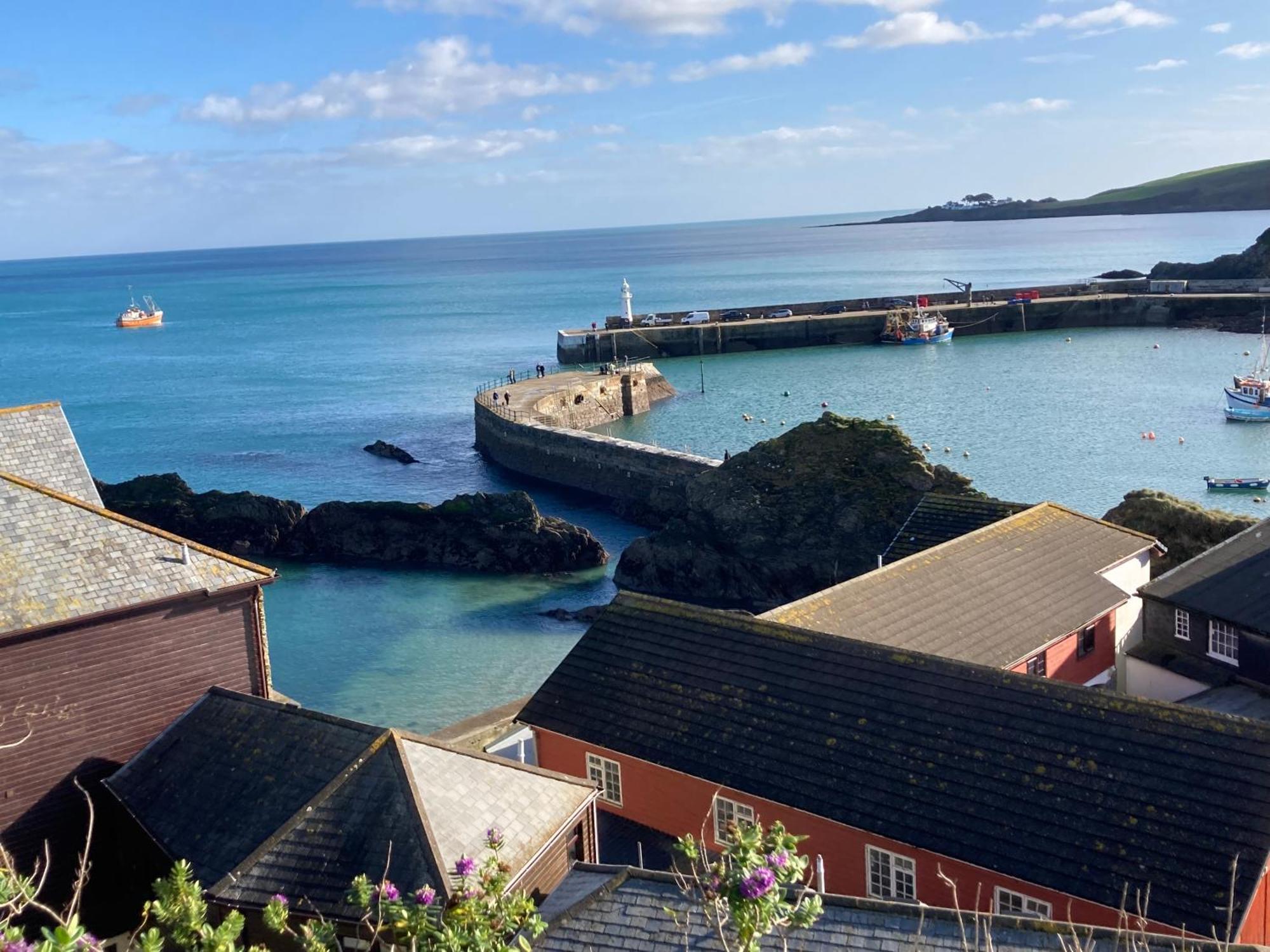 Mevagissey - Sea View And Parking St Austell