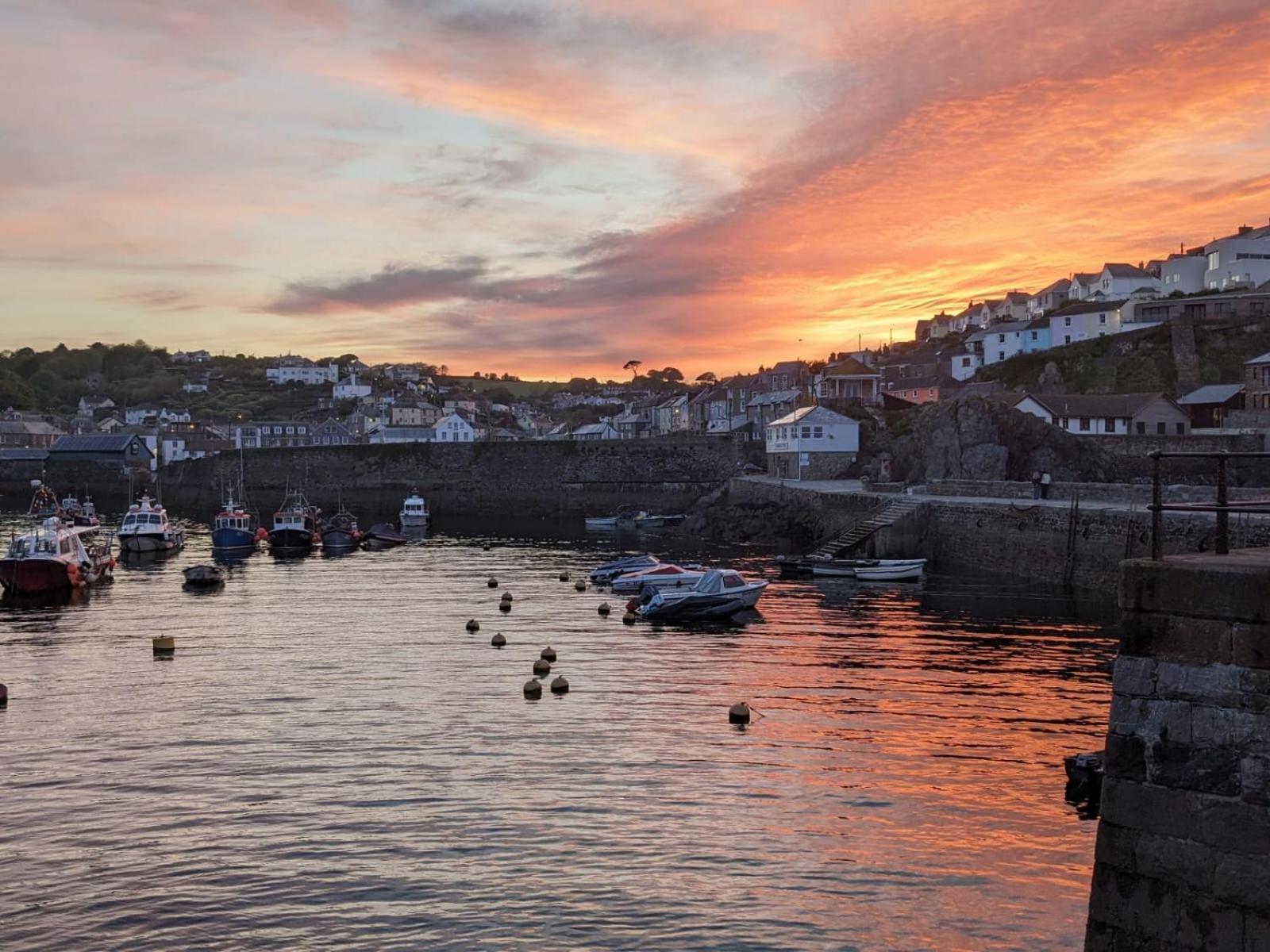Mevagissey - Sea View And Parking Holiday home St Austell